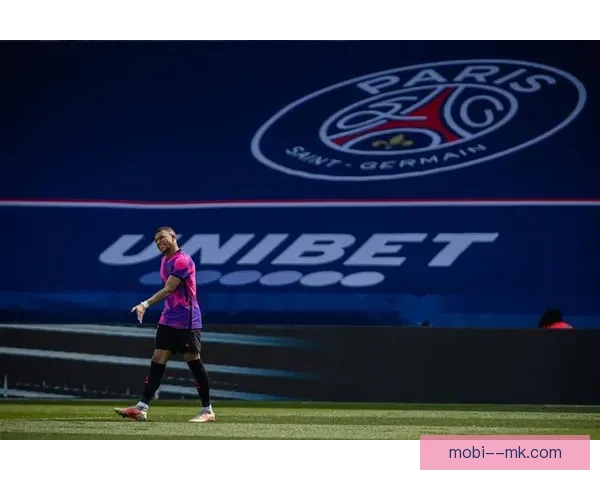 库恩法甲主场屡献关键扑救力助球队赢得胜利