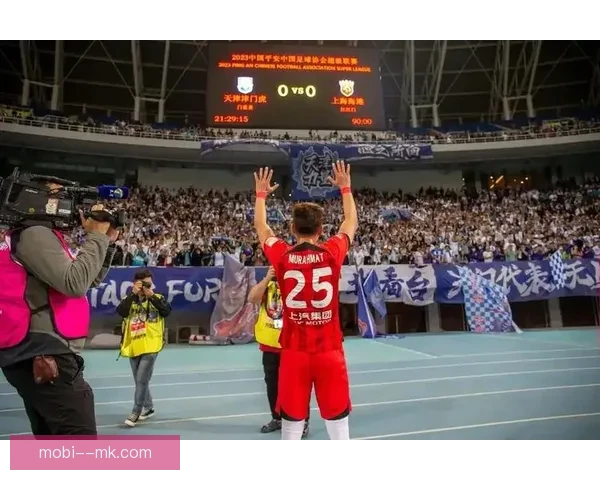 成都蓉城足球俱乐部正式宣布新球员签约 加强阵容备战新赛季